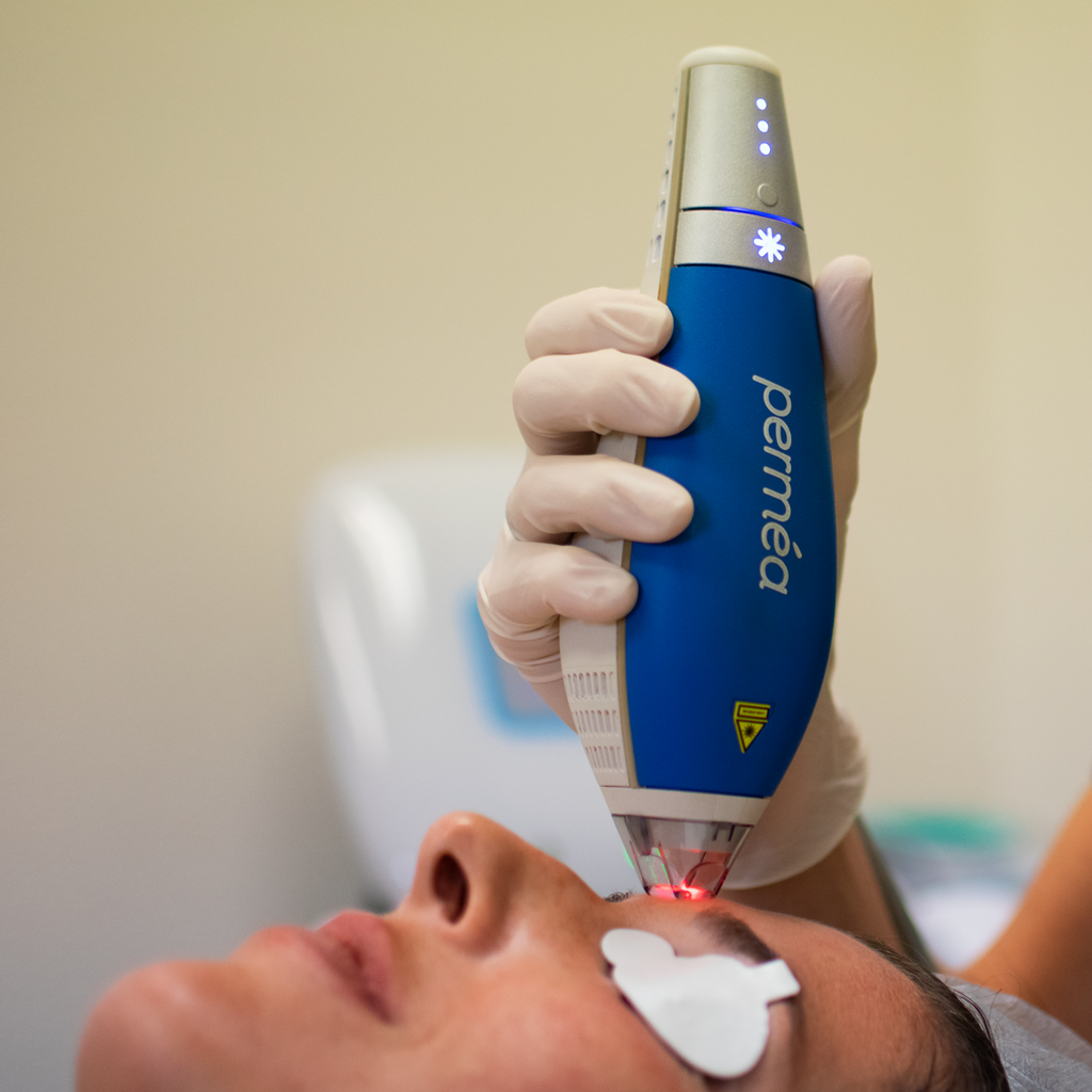 Summer Social Special: Clear & Brilliant + Deluxe Hydrafacial